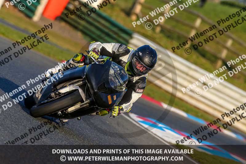 PJ Motorsport Photography 2018;enduro digital images;event digital images;eventdigitalimages;mallory park;mallory park photographs;mallory park trackday;mallory park trackday photographs;no limits trackdays;peter wileman photography;racing digital images;trackday digital images;trackday photos